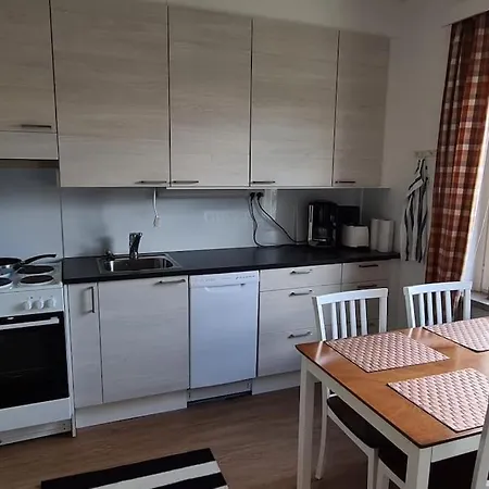 Renovated Handy Spacious 3 For Tourists, Workers And Students Raumo