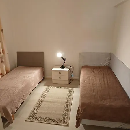 Renovated Handy Spacious 3 For Tourists, Workers And Students Lägenhet Raumo