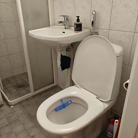 Apartment Renovated Handy Spacious 3 For Tourists, Workers And Students Rauma